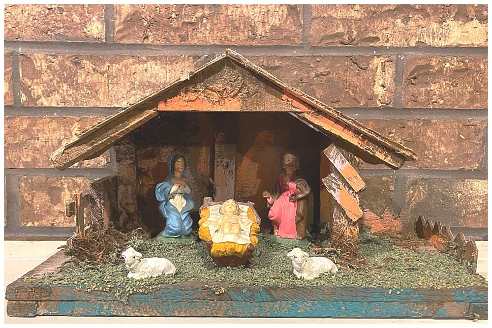 Nostalgic Houses & Shops SE (2002) Clara’s Hallmark Shop 🐶🐻