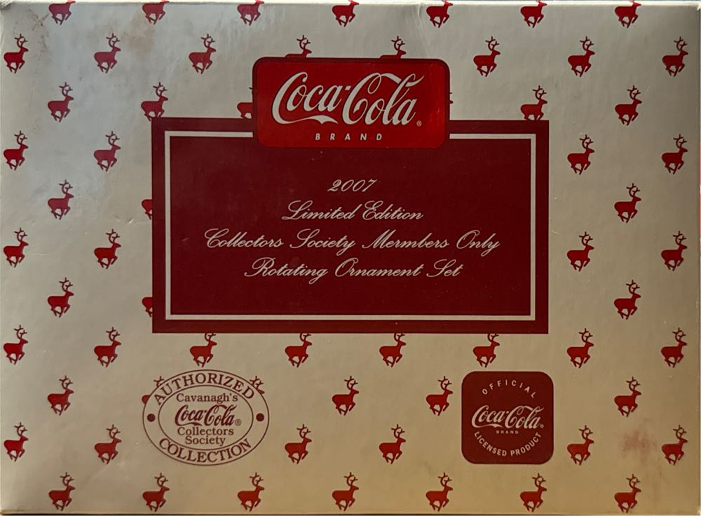 Polar Bears with Coca-Cola Bottle / Travel Refreshed - Cavanaugh’s Coca-Cola Christmas Collectors Society (Coca-Cola) ornament collectible - Main Image 4