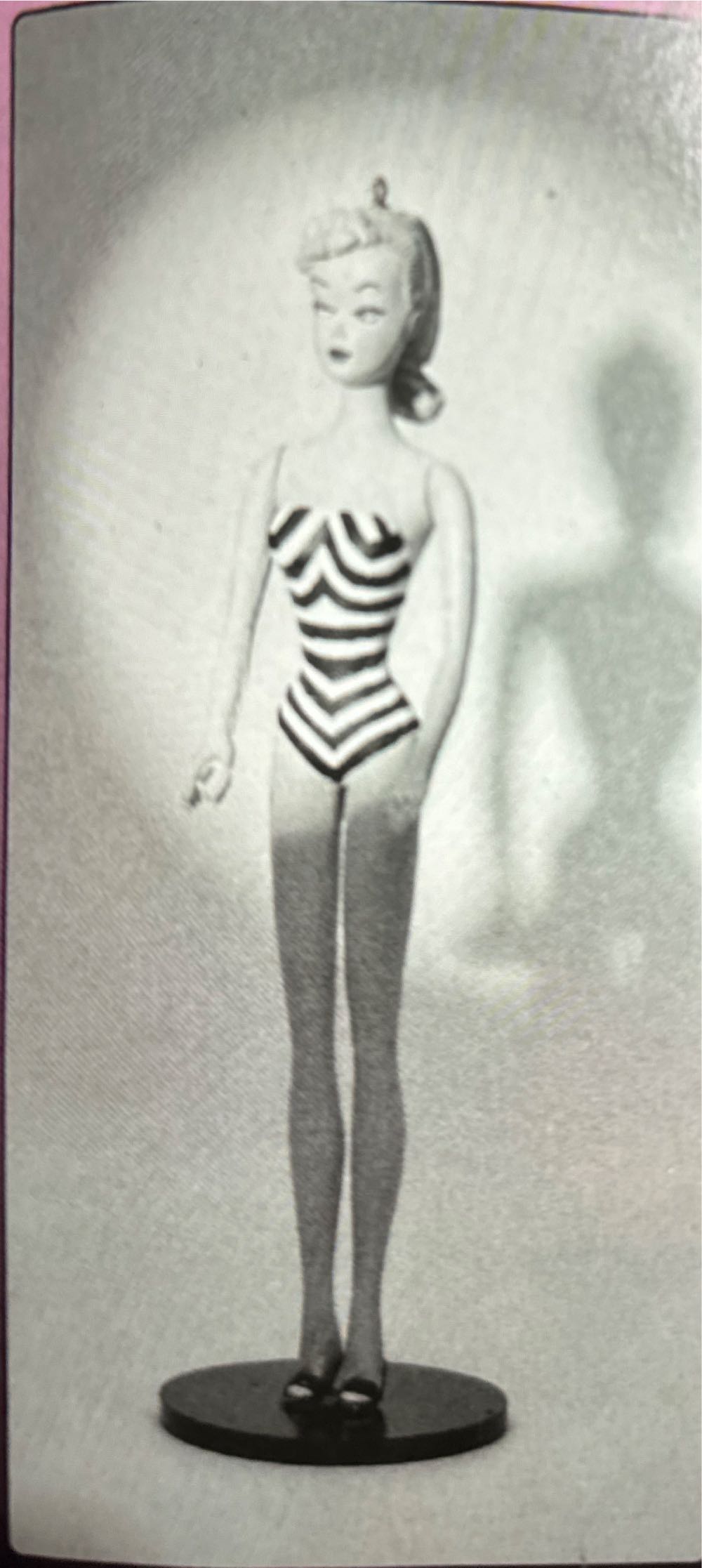 Ashton Drake Heirloom Ornament  ornament collectible - Main Image 3