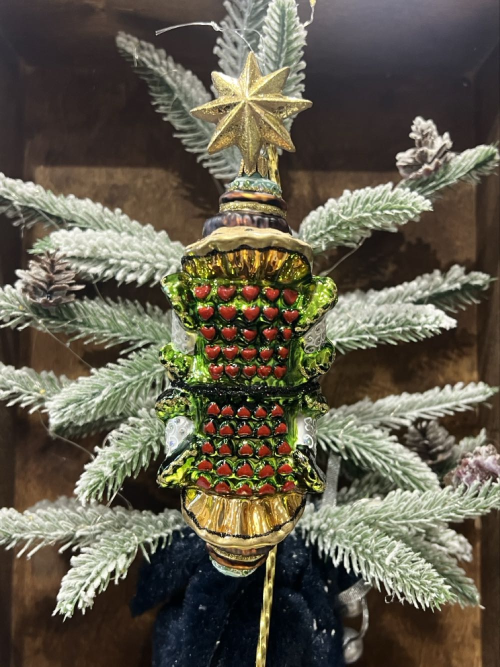 Queen / Dama Kier - Postacie Z Kart ornament collectible - Main Image 2