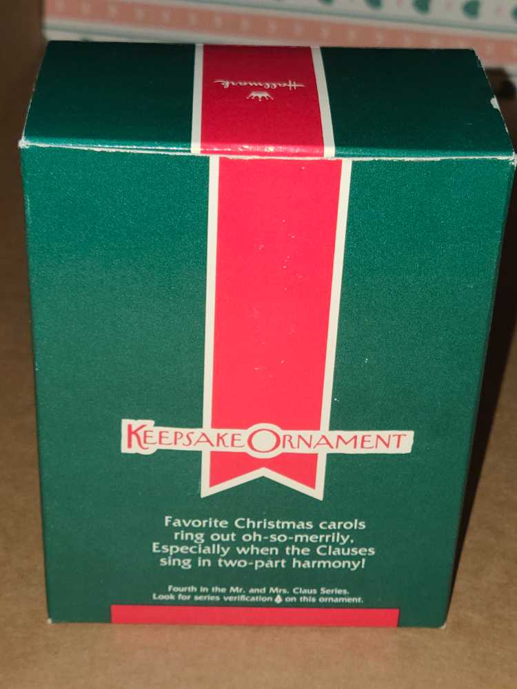 Mr. & Mrs. Claus #4 Holiday Duet - Mr And Mrs Claus ornament collectible - Main Image 2