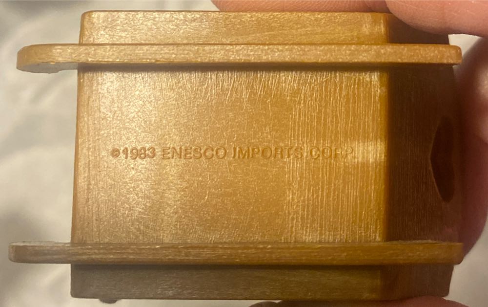 Enesco Eskimo In Sled  - Eskimo (ENESCO Hanging Christmas Tree Ornaments) ornament collectible - Main Image 4