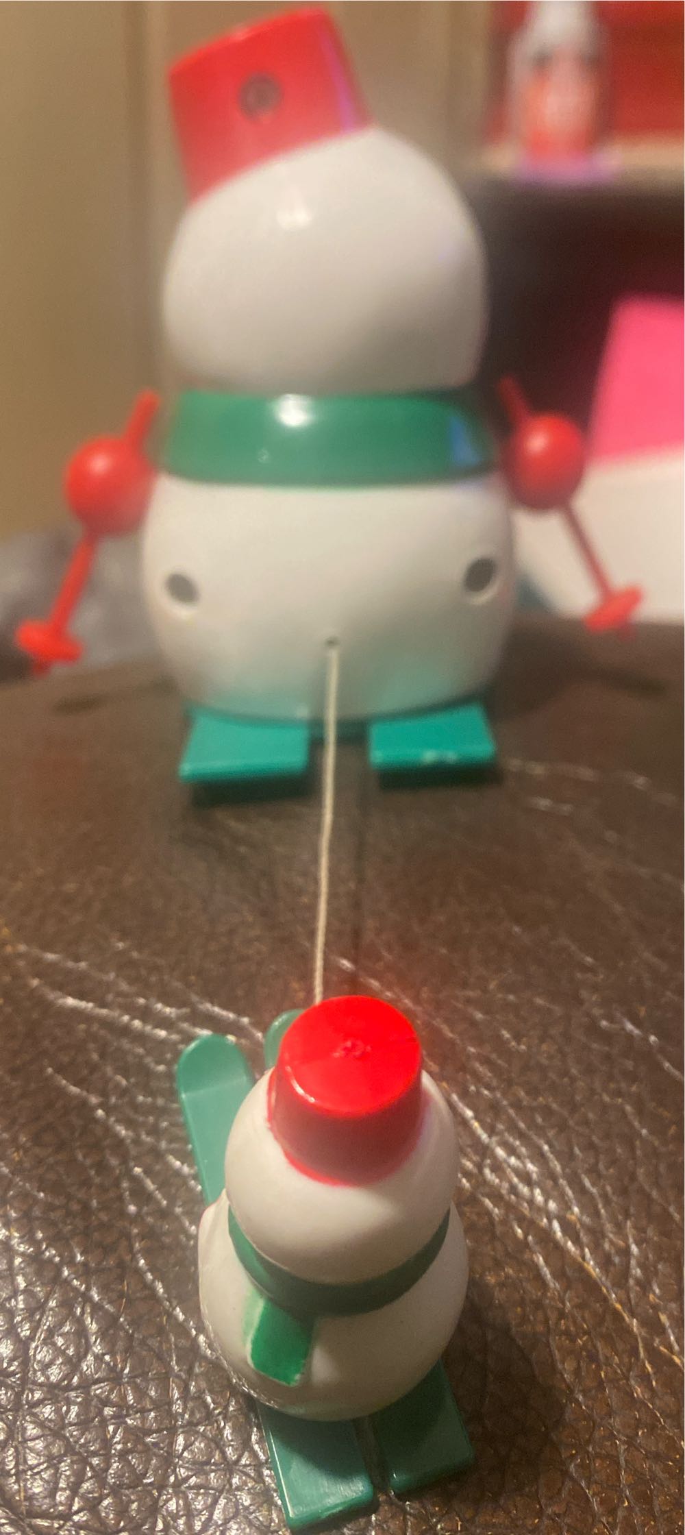 Russ Berrie Snowman Pull Behind Toy - No Series (Snowman Toy) ornament collectible [Barcode 039915177101] - Main Image 3