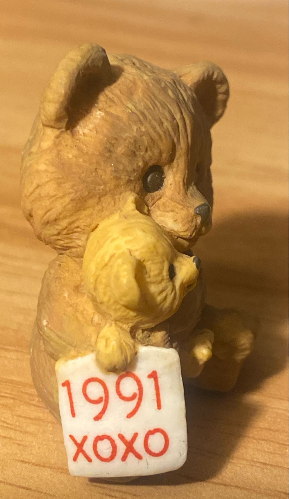 Merry Miniature 1st Edition Hugs And Kisses Bears - Merry Miniatures (Valentine’s Day) ornament collectible - Main Image 3