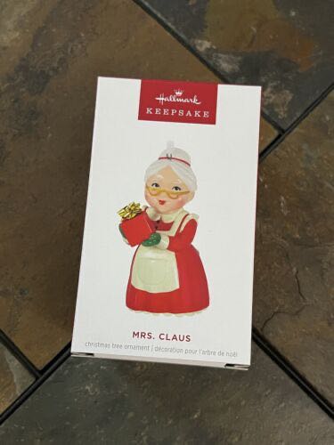 Miss And Chief Candy Ornament 