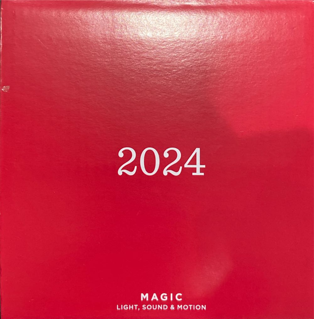 Ho-Ho-Holiday Travel - Santa Travel (Hallmark) ornament collectible [Barcode 661127023763] - Main Image 4