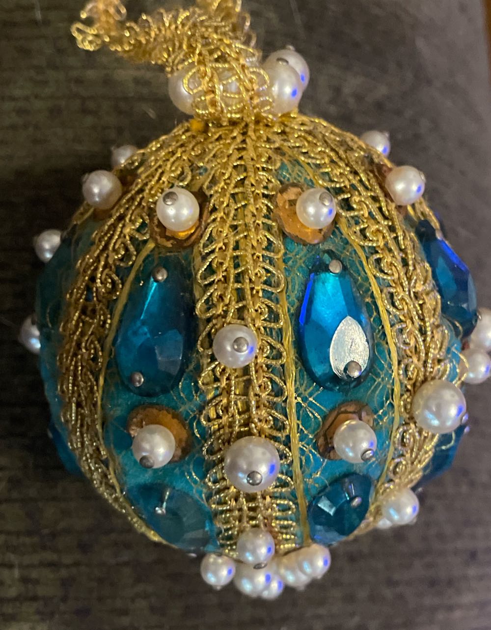 Peanuts Hallmark Peanuts Hallmark Charlie Brown Lucy Snoopy Nativity Christmas 3 D 3d Gang