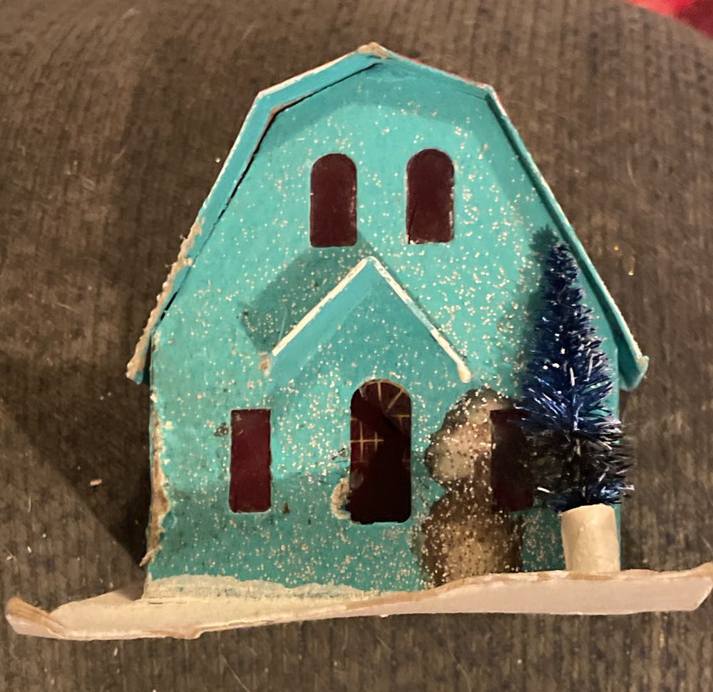 Green Apophyllite with heulendite