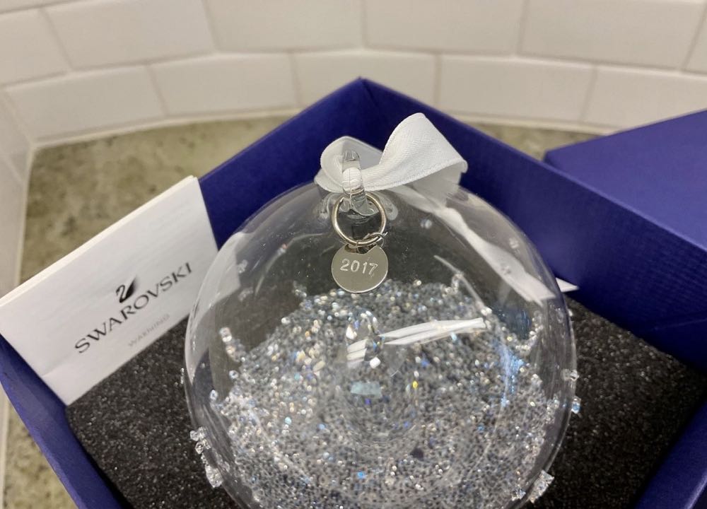 Swarovski  Ball 2017 - Swarovski Annual Edition Ball ornament collectible [Barcode 768549417184] - Main Image 2