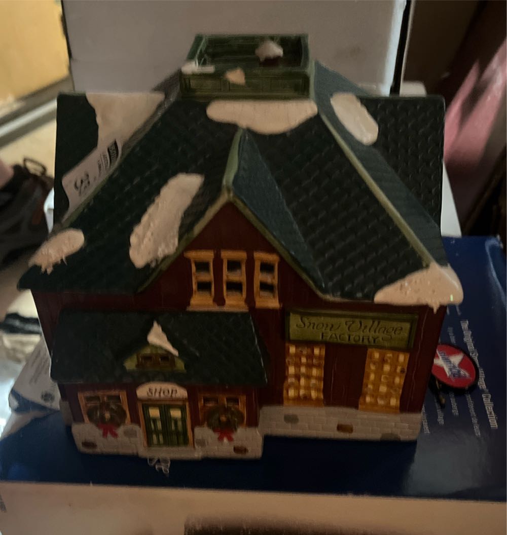 Lucy And Ethel Job Switching Pink TV