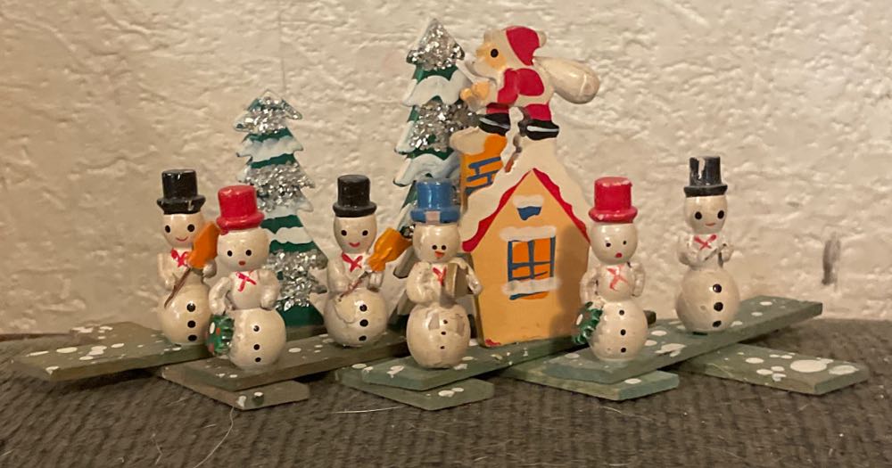 Expandable - Snowmen - Snowmen (Expandable) ornament collectible - Main Image 2