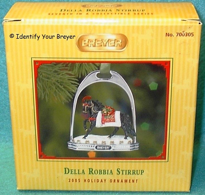Della Robia - Stirrup Ornament (Christmas) ornament collectible - Main Image 2