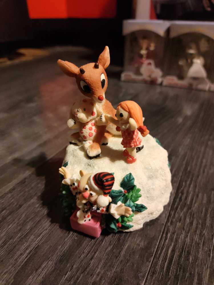 Rudolph And The Island Of Misfit Toys Rudolph Musical Figurine "Rudolph With Your Nose So Bright!”  ornament collectible [Barcode 045544718295] - Main Image 2