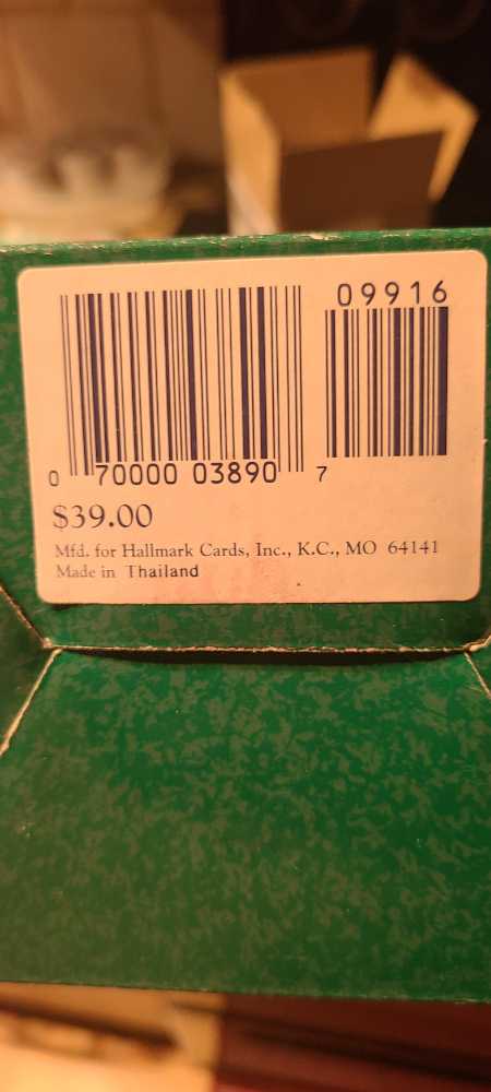 Santa Wearing Hood - Heirloom Collection (Heirloom Santa Collection) ornament collectible - Main Image 4