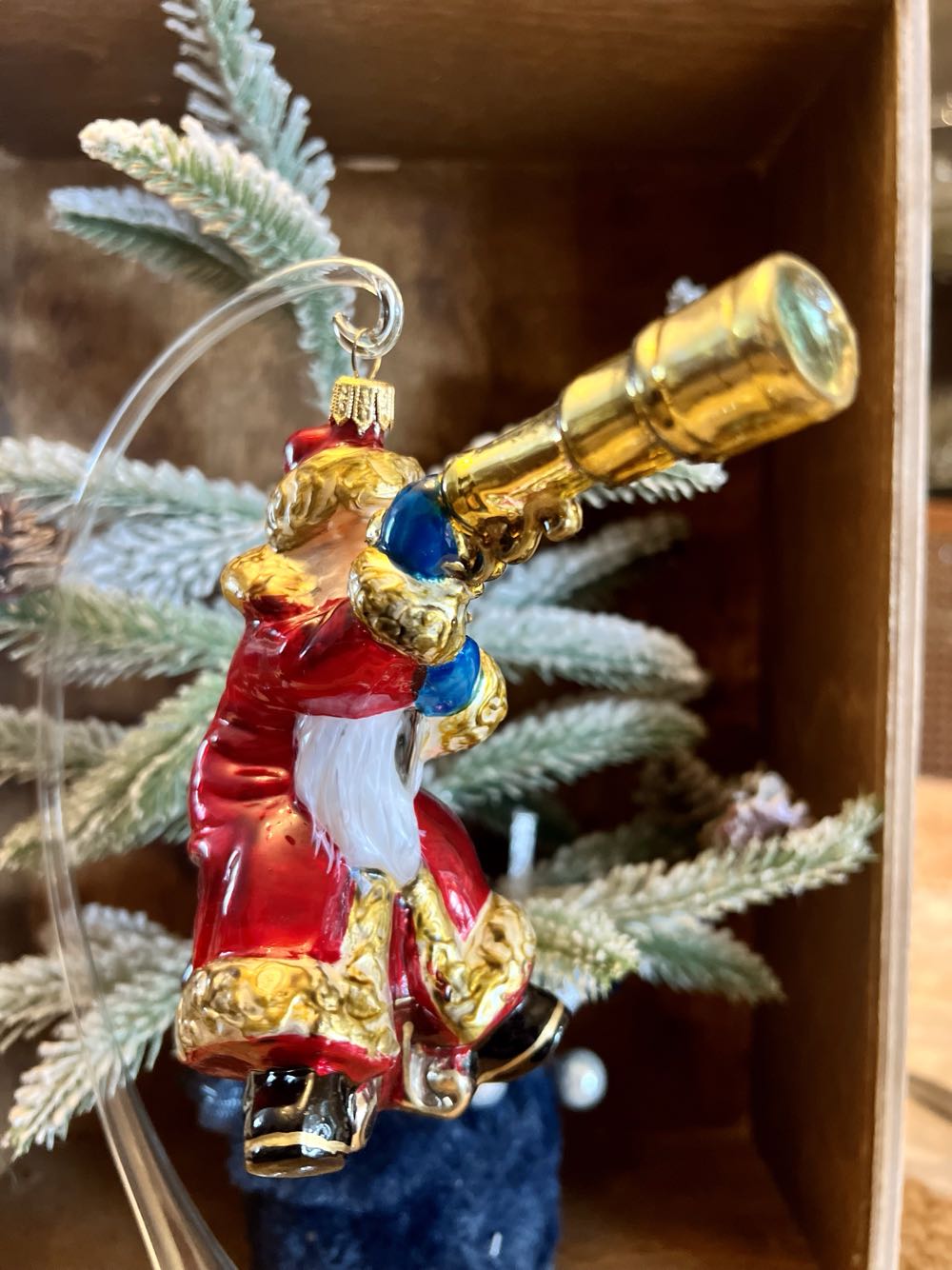 Santa Astronomer  ornament collectible - Main Image 3