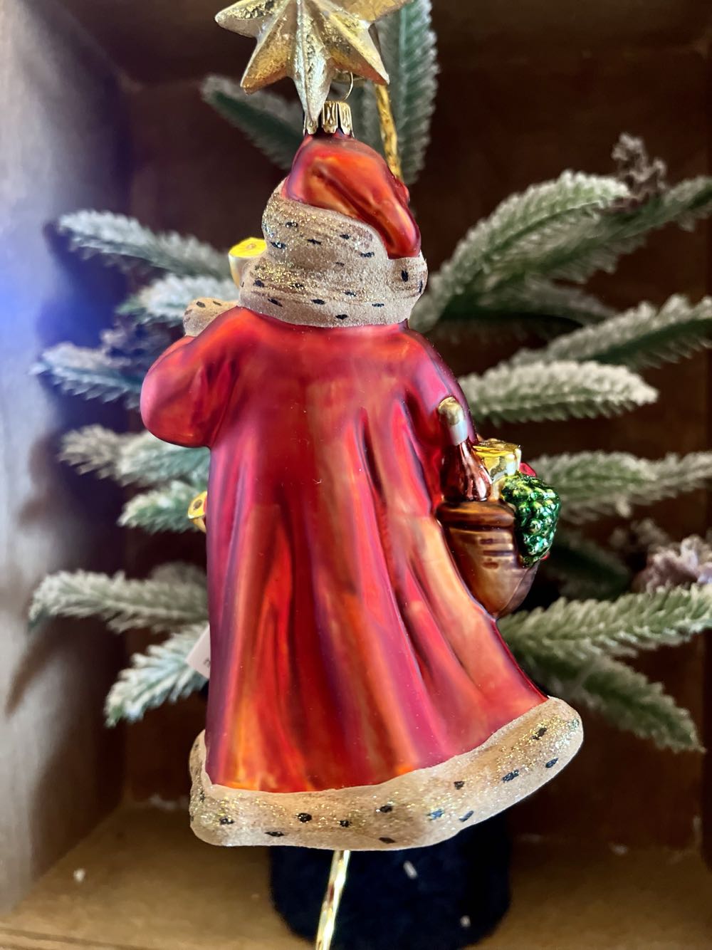 Santa With A Chalice/ Mikołaj Z Kielichem - Kolekcja Wiktorianska / Victorian Collection ornament collectible - Main Image 3