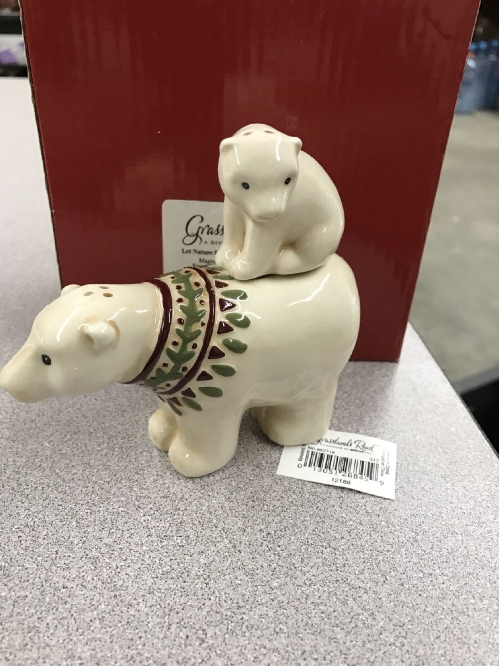 Let Nature Sing - Winter (Salt & Pepper Shakers) ornament collectible - Main Image 1