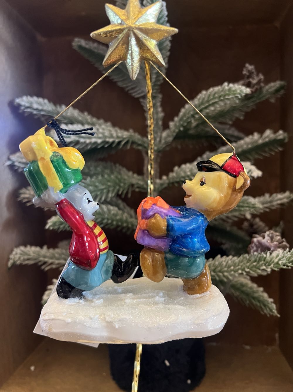 Bear And Bunny With Presents/Miś I Zając Z Prezentami  ornament collectible - Main Image 3