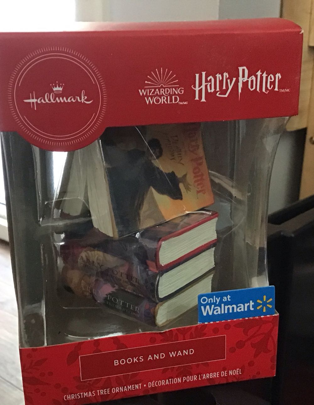 Luke Skywalker’s X-Wing Starfighter Ornament And Stocking Hanger Set