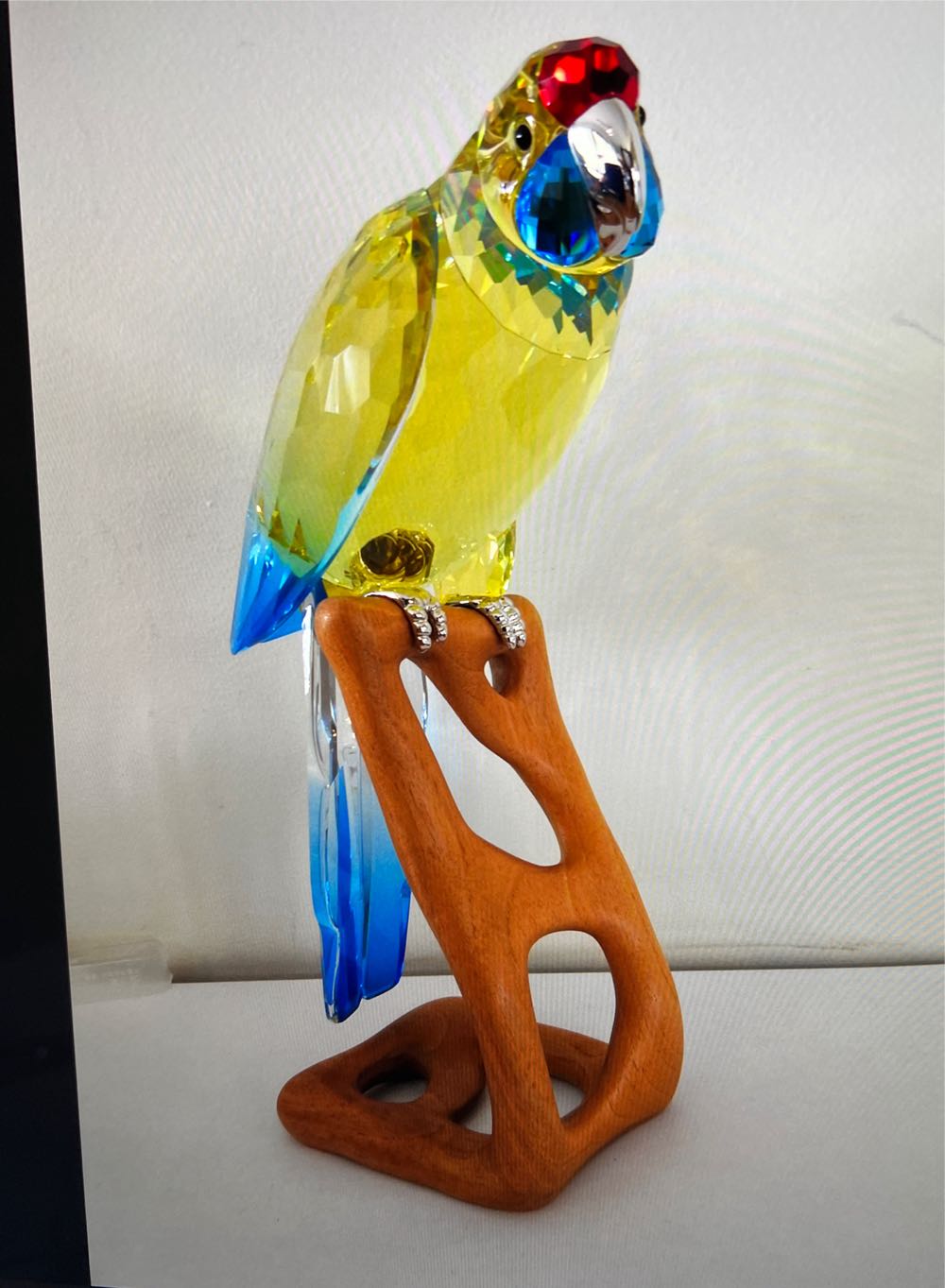 Rosella Parrot Swarovski 901601  ornament collectible [Barcode 9003149016018] - Main Image 2