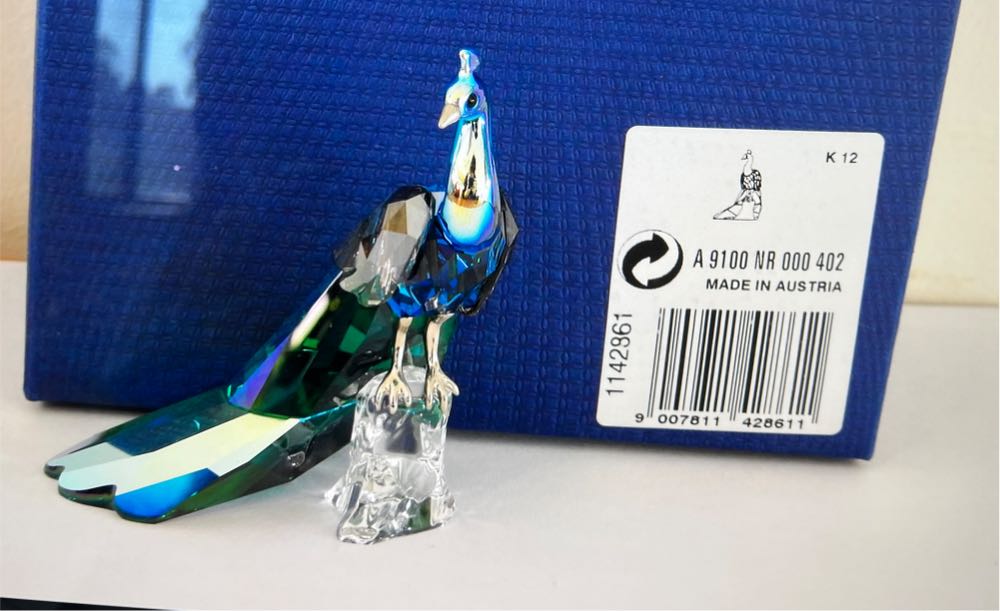 Peacock 2013 SCS Swarovski 1142861  ornament collectible [Barcode 9007811428611] - Main Image 2