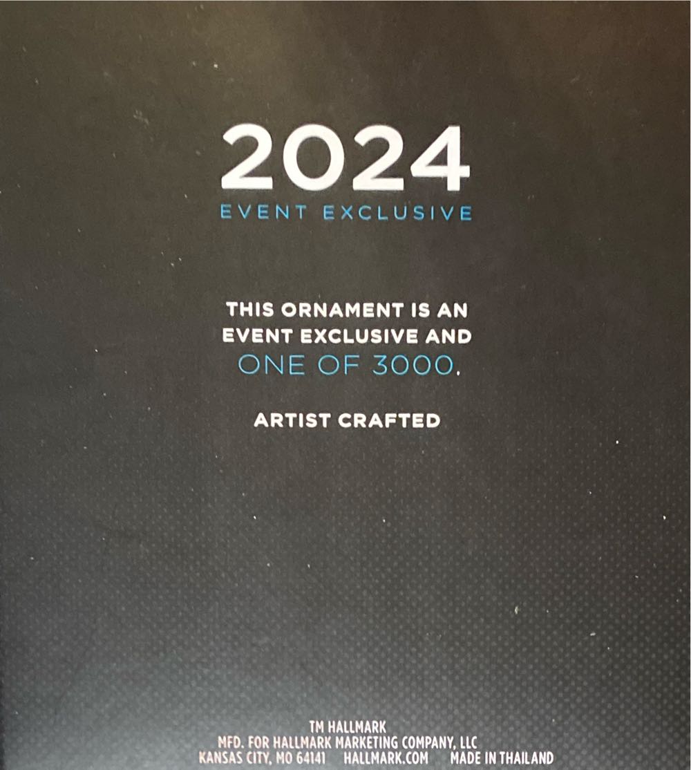 Wolverine Unmasked - Comic Con Exclusive (X-men) ornament collectible - Main Image 2