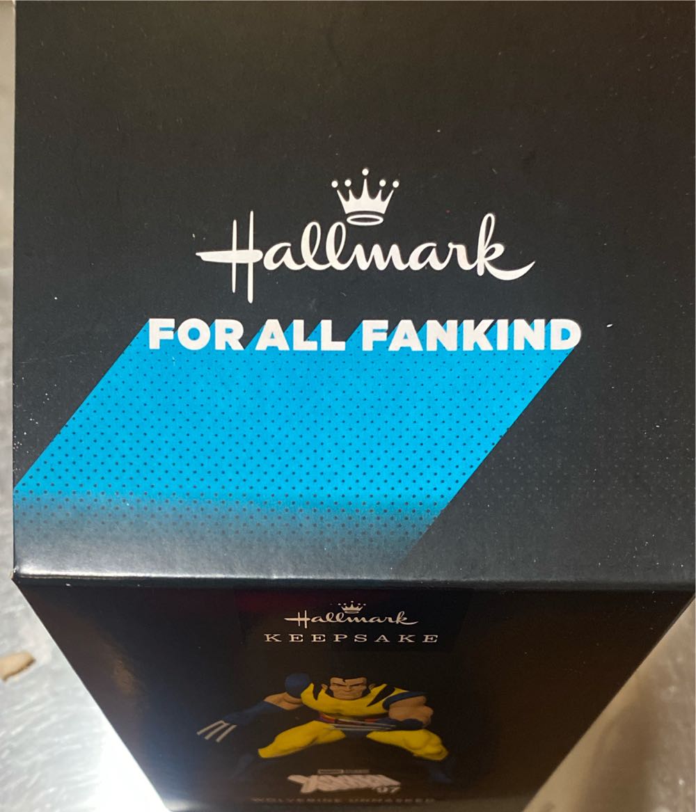 Wolverine Unmasked - Comic Con Exclusive (X-men) ornament collectible - Main Image 4