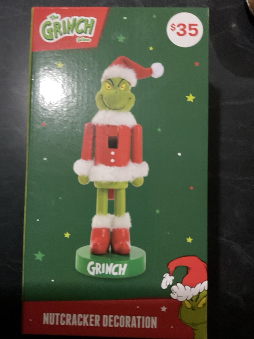 Black cat hearts Salem*