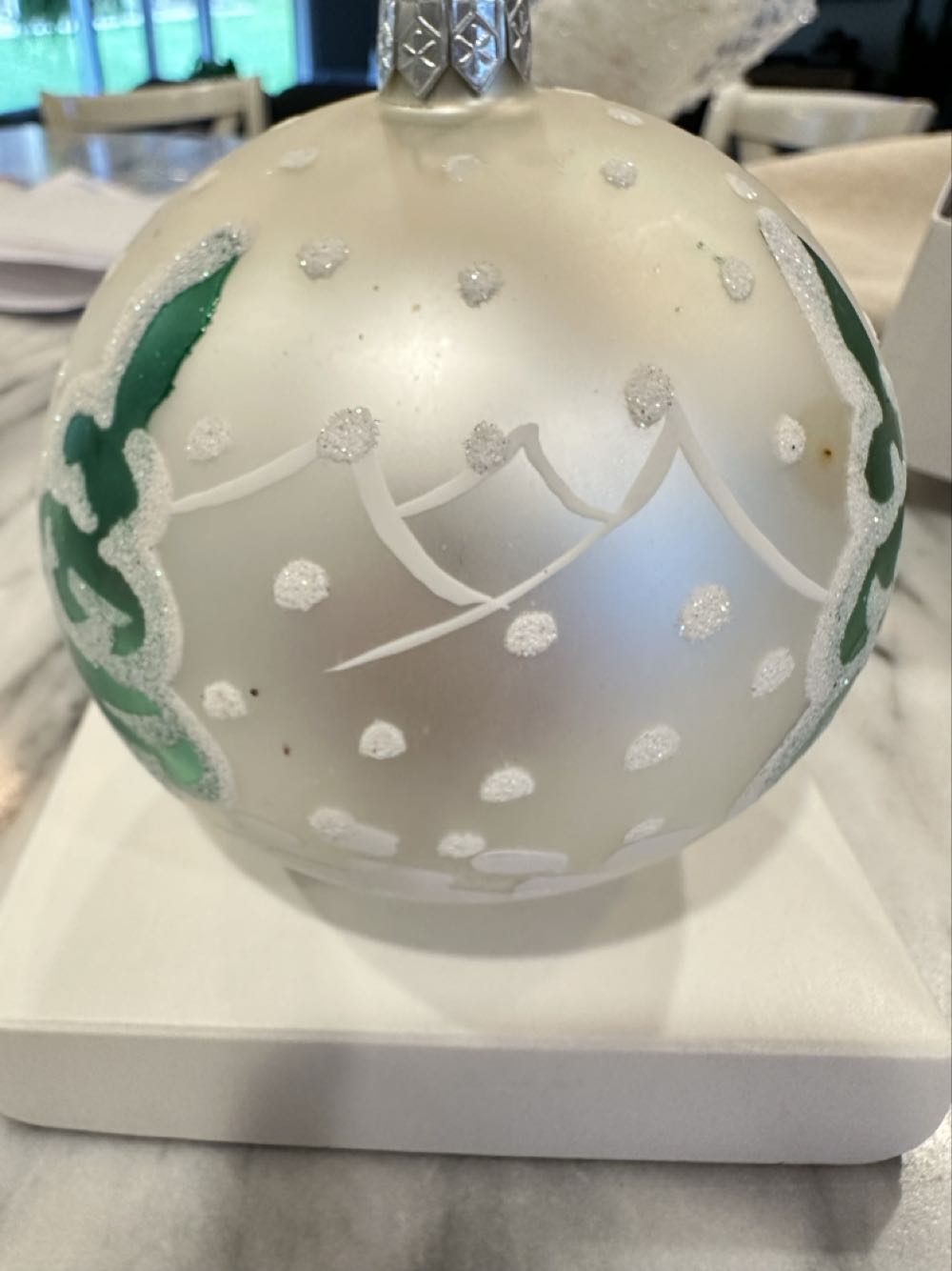 Unkown 3 Carolers  (Unkown) ornament collectible - Main Image 2