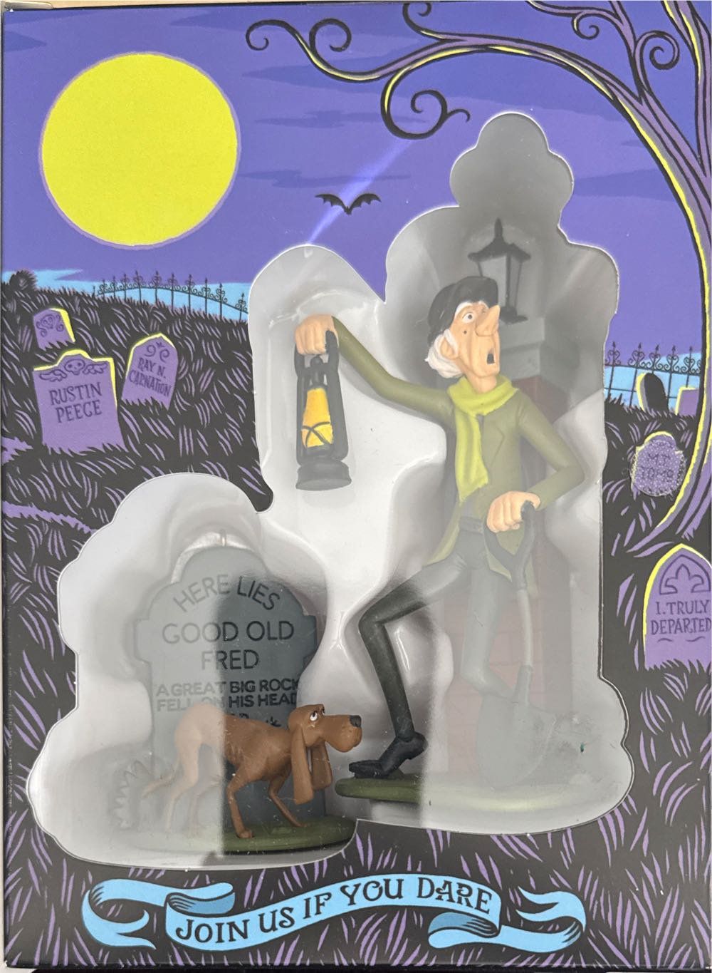 Hallmark Keepsake. Halloween. Disney The Haunted Mansion. Caretaker & Dog 2-Pack. - Disney The Haunted Mansion (Welcome Foolish Mortals) ornament collectible [Barcode 661127049572] - Main Image 3