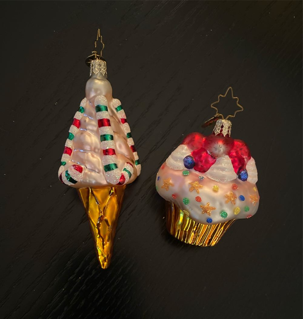 Sugar And Twist Set ornament collectible - Main Image 1