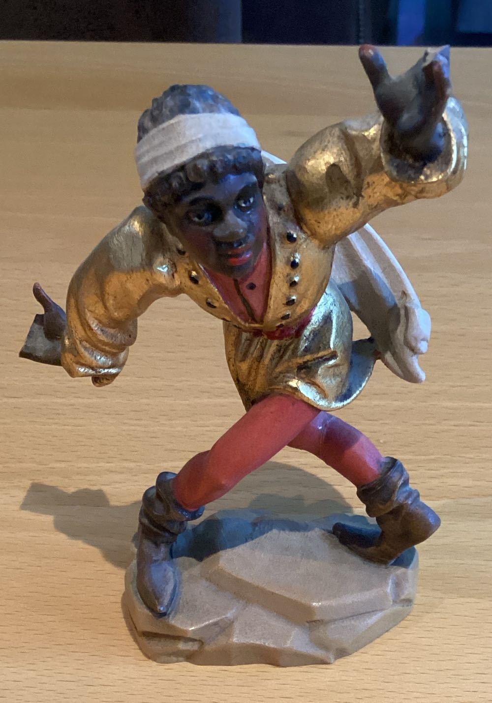 The Grinch On A Ladder