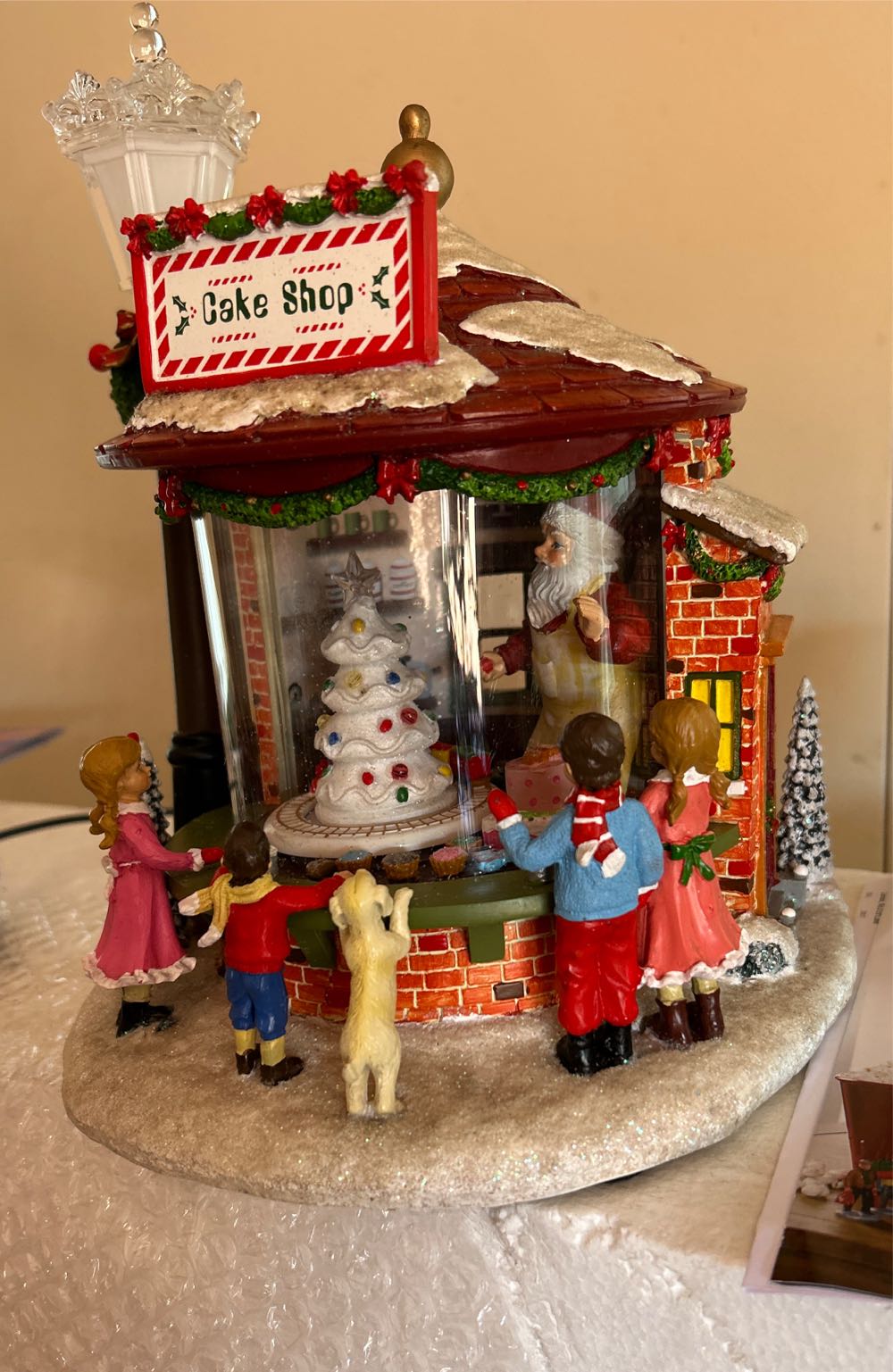 NL Round Cake Shop - Lemax Vail Village (Lighted Building) ornament collectible - Main Image 2