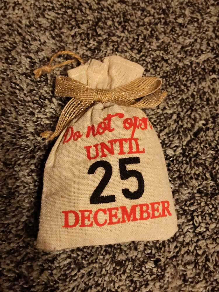 Julia Handmade Ornaments*