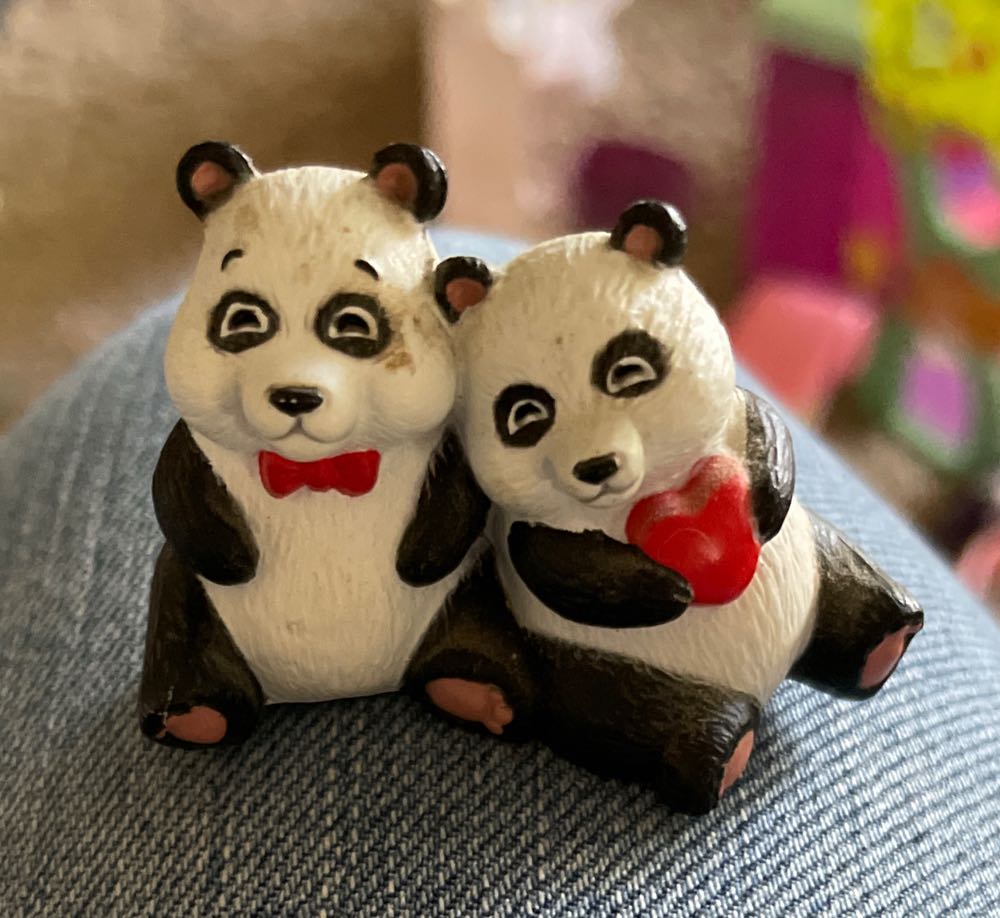 Jelly Belly Bean On Swing