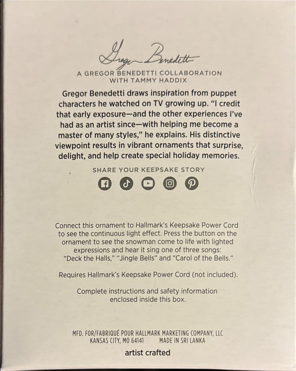 Caroling Snowman - Snowman (Magic, Light, Sound) ornament collectible [Barcode 661127023657] - Main Image 2