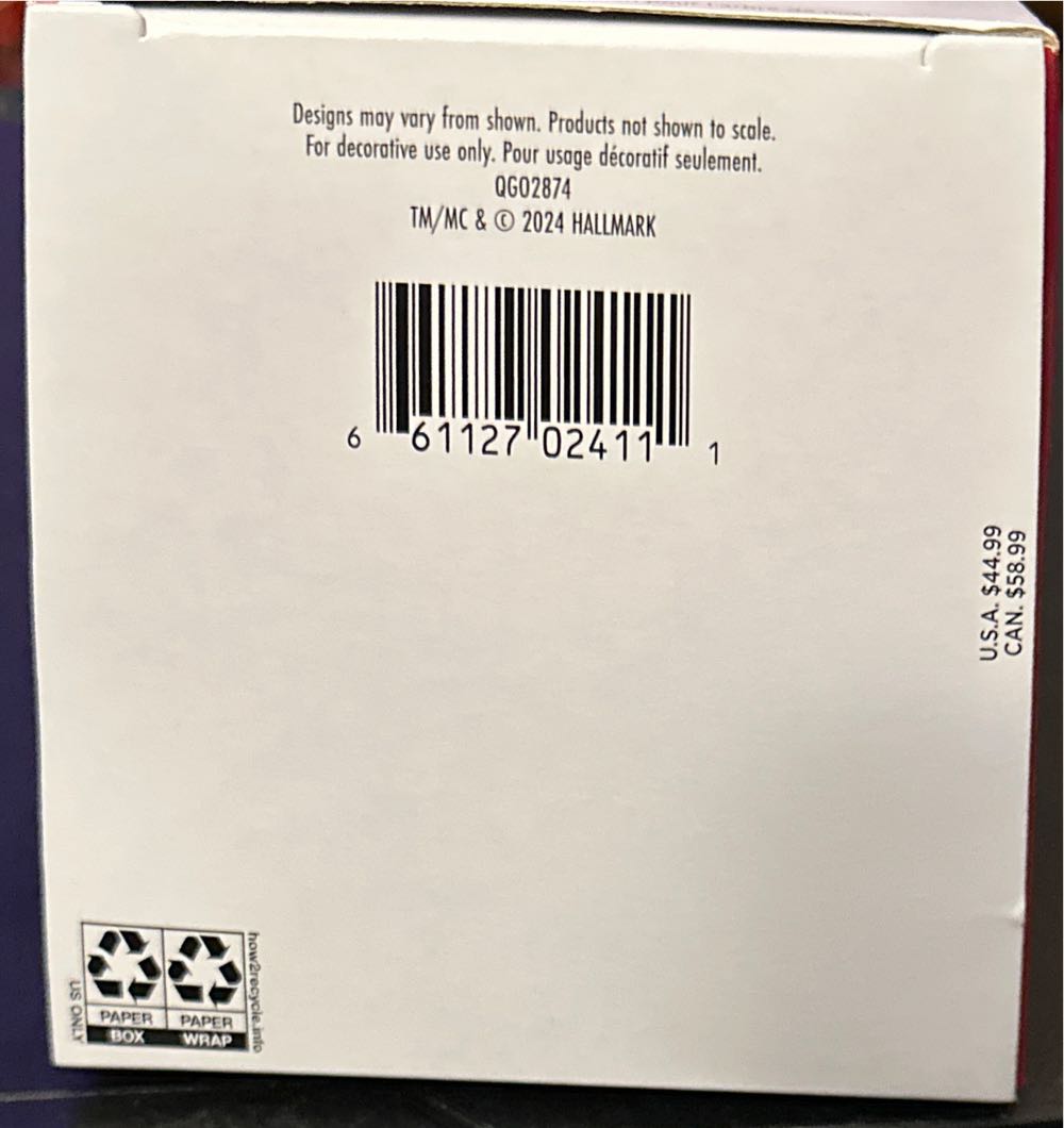 The Perfect Gift - Santa (Santa) ornament collectible [Barcode 661127024111] - Main Image 4