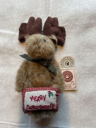 We Needle Little Christmas