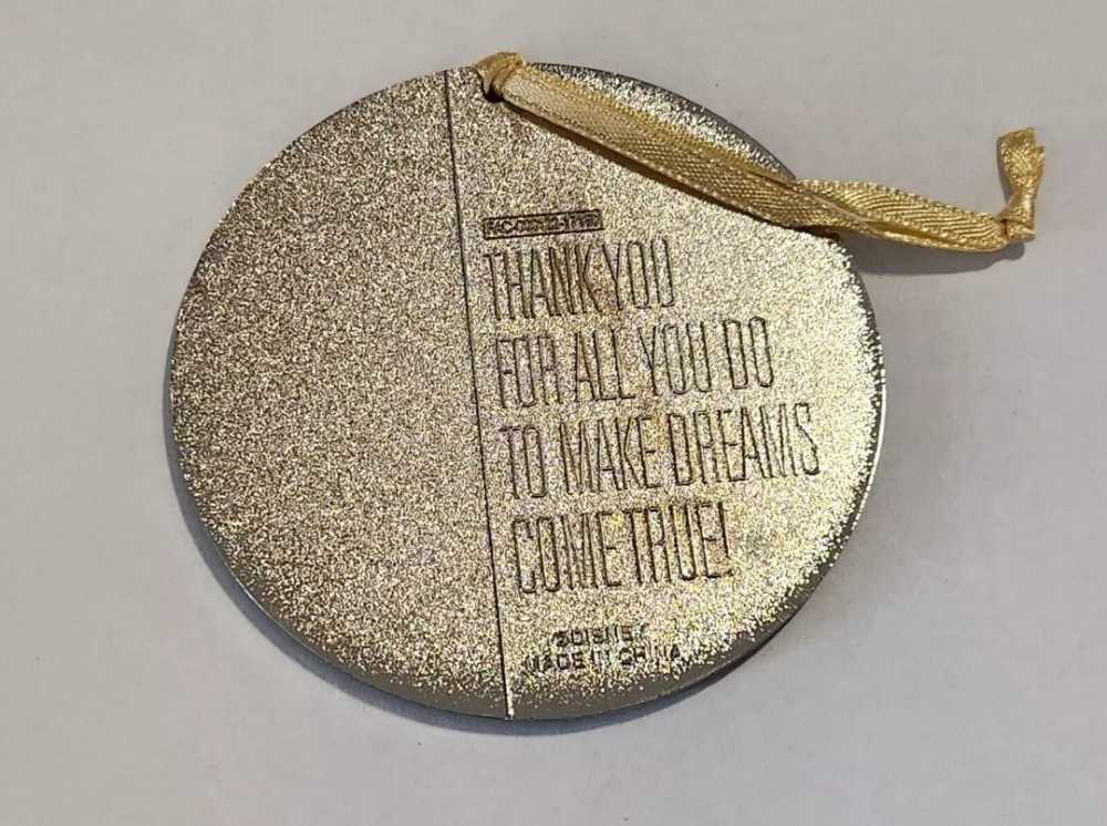 Disney Cast Member 2017 Family Holiday Collection - Disney Family Holiday Celebration (Mickey, Minnie, Donald & Pluto) ornament collectible - Main Image 2