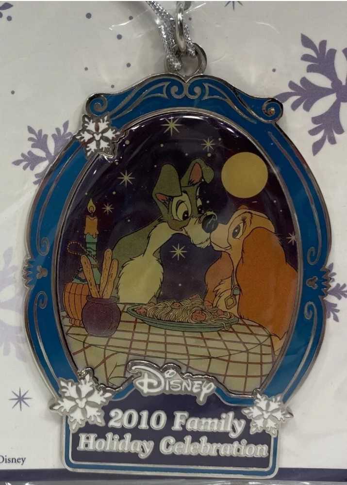 Disney Cast Member 2010 Family Holiday Ornament - Disney Family Holiday Celebration (Lady and the Tramp) ornament collectible - Main Image 2