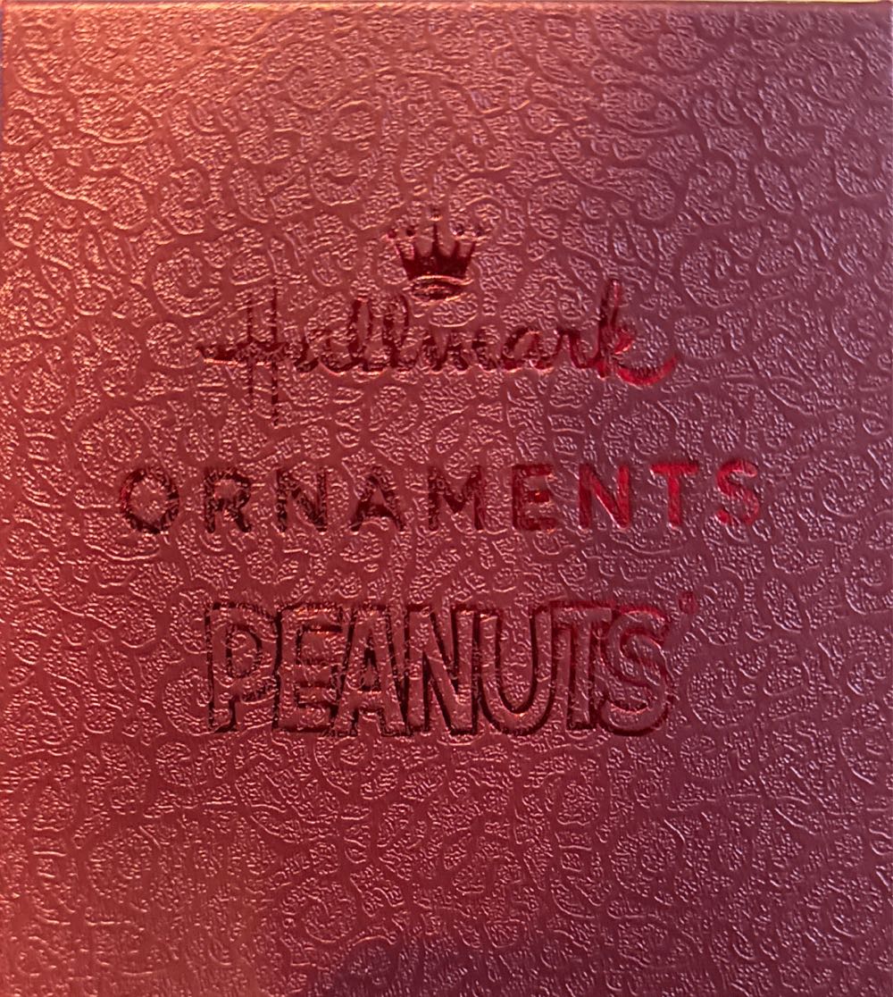 A Charlie Brown Christmas - A Charlie Brown Christmas (Peanuts) ornament collectible [Barcode 661127060324] - Main Image 2