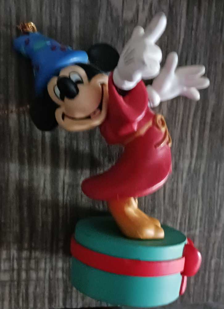 Peacock Lavendar with Gold