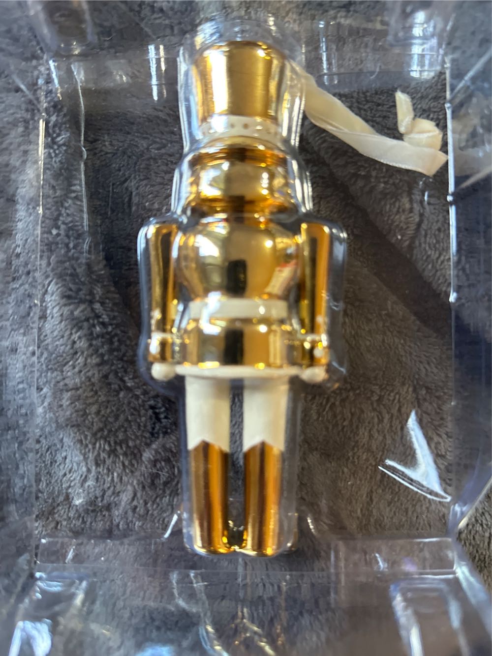 Signature Gold Nutcracker Hallmark Ornament  ornament collectible [Barcode 661127076035] - Main Image 4