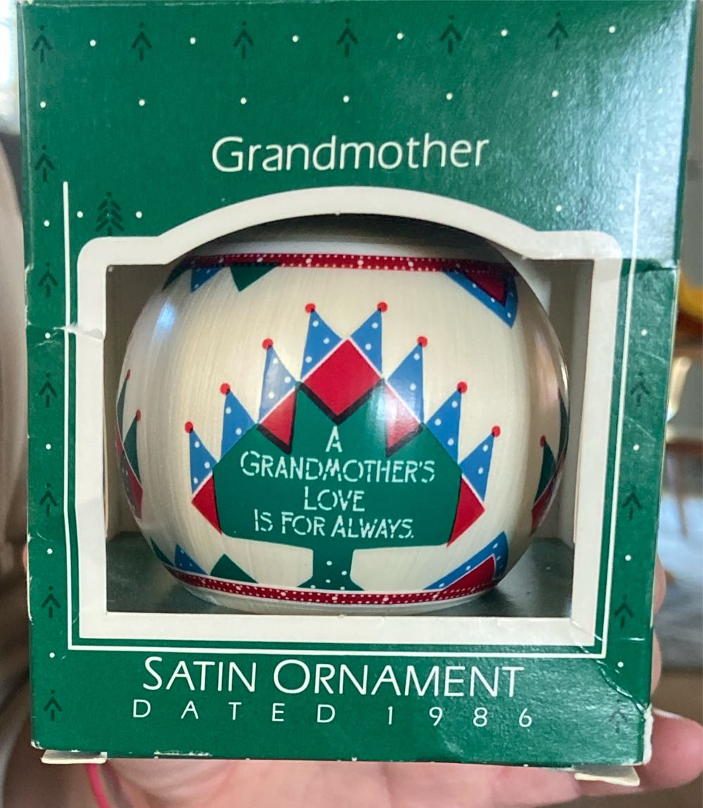 Millinery Maddness (Cat) Gem