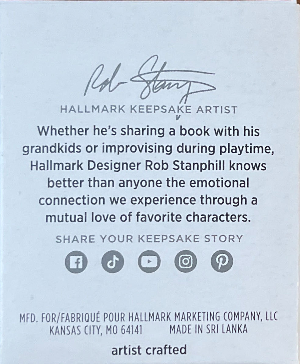 Mini Lia - KOC Member Exclusive (Special Edition) ornament collectible - Main Image 4