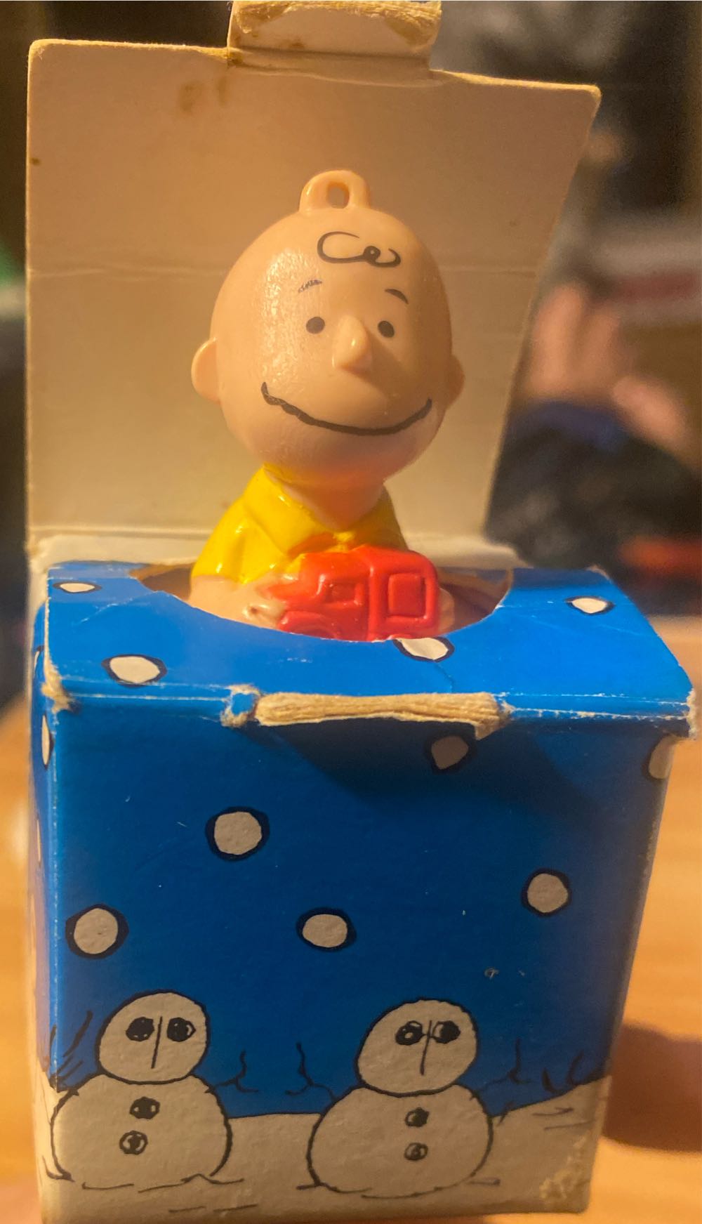 Vintage Charlie Brown Christmas Finger Jack In The Box Present Equity Promotion  - Charlie Brown - Peanuts (Peanuts Gang) ornament collectible - Main Image 3