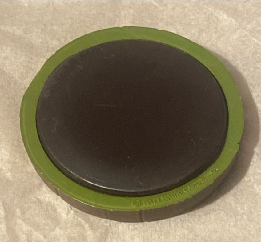 Vintage Hallmark Merry Christmas Magnet  - Vintage Christmas (Merry Christmas) ornament collectible - Main Image 2