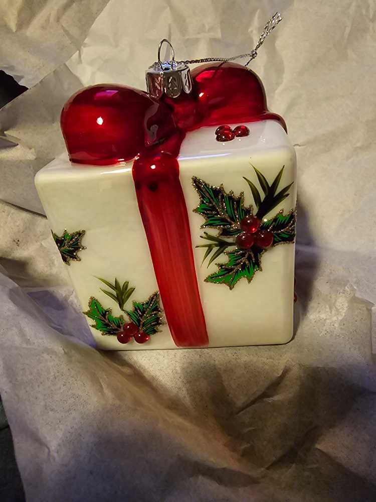 Mickey Mouse Icon Glass Ball – Disneyland