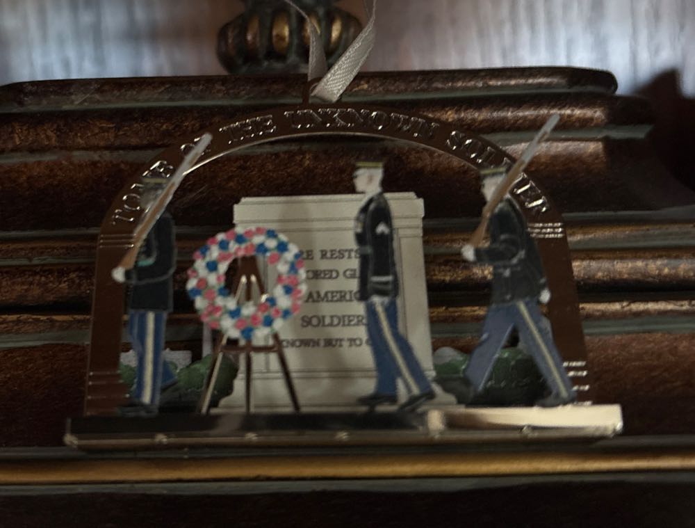 The Tomb Of The Unknown Soldier  ornament collectible - Main Image 2