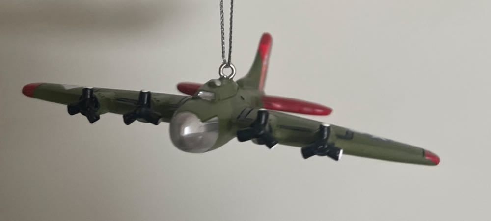 WWII B-17  ornament collectible - Main Image 3